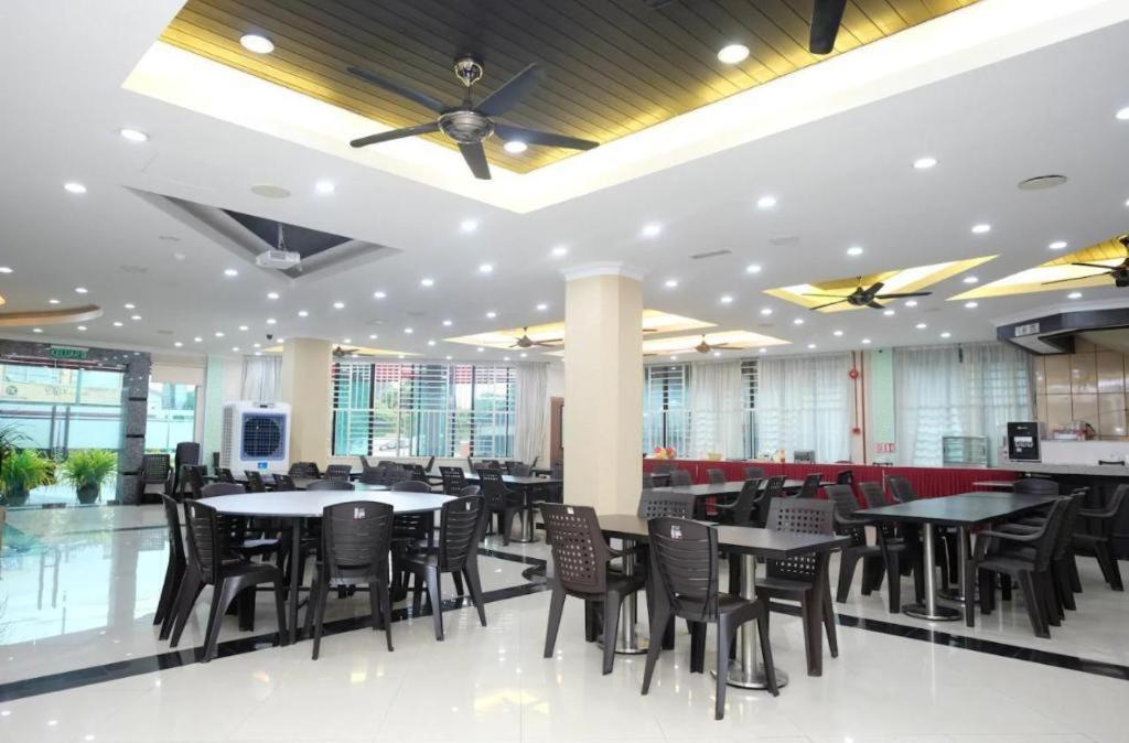 Rayyan Soffea Hotel Kota Bharu Exteriör bild